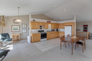 Discover your perfect lakeside retreat on stunning Boy Lake, one - photo 7