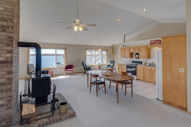 Discover your perfect lakeside retreat on stunning Boy Lake, one - photo 10