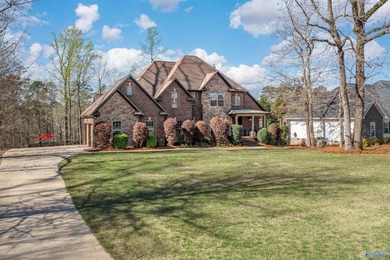 Neely Henry Lake Home For Sale in Gadsden Alabama