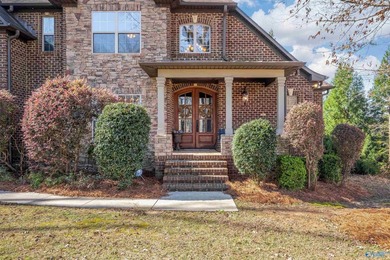 Welcome to your sanctuary in The Bend subdivision. Tucked away - photo 4