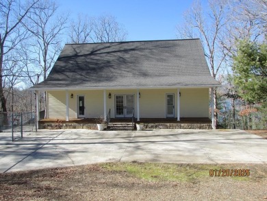 Lake Home Sale Pending in Hiawassee, Georgia