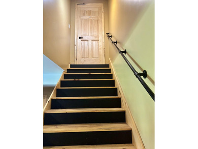 Every detail of this extraordinary custom home reflects - photo 12