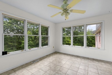 Welcome to 177 Shangri La Drive, a private mountain retreat - photo 18