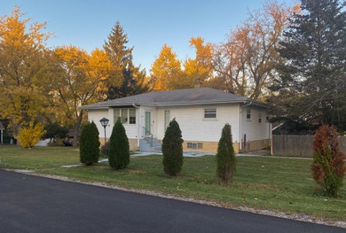 Forest Lake Home For Sale in Lake Zurich Illinois