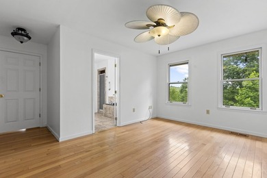 Welcome to 177 Shangri La Drive, a private mountain retreat - photo 21