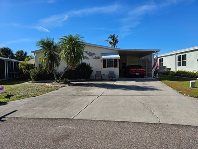 (private lake, pond, creek) Home For Sale in N Fort Myers Florida