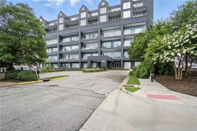 Elizabeth River Condo For Sale in Norfolk Virginia
