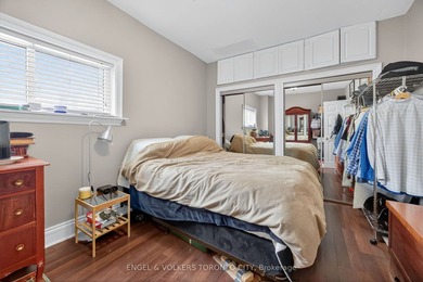 Attention investors and First time Buyers: this well-maintained - photo 10