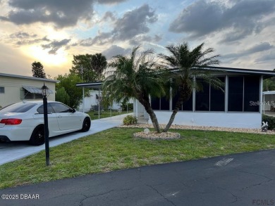 Lake Home For Sale in Tavares, Florida