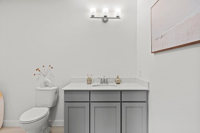 Overlooking Munjoy Hill's Fields aEUR* Contemporary Unit at 218