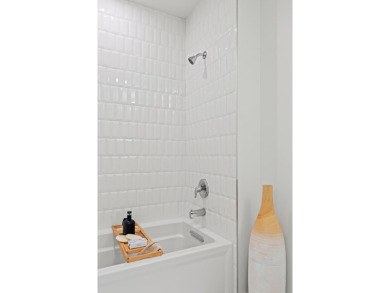 Overlooking Munjoy Hill's Fields aEUR* Contemporary Unit at 218