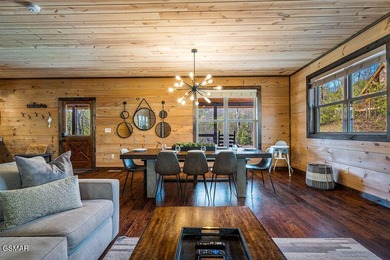 TOTAL SMOKY MOUNTAIN EXPERIENCE! Pine Top Escape is a stunning - photo 26