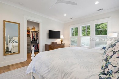 A rare offering within Oldfield, this exceptional custom - photo 40