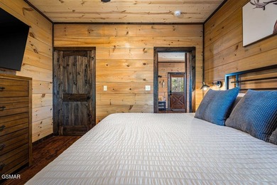 TOTAL SMOKY MOUNTAIN EXPERIENCE! Pine Top Escape is a stunning - photo 41