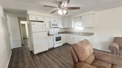 Caloosahatchee River Home For Sale in North Fort Myers Florida