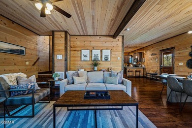 TOTAL SMOKY MOUNTAIN EXPERIENCE! Pine Top Escape is a stunning - photo 43