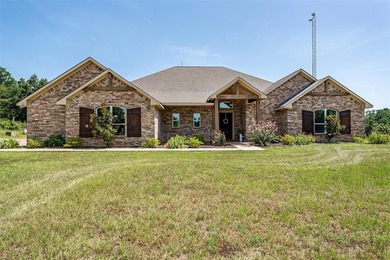 Lake Palestine Home For Sale in Flint Texas