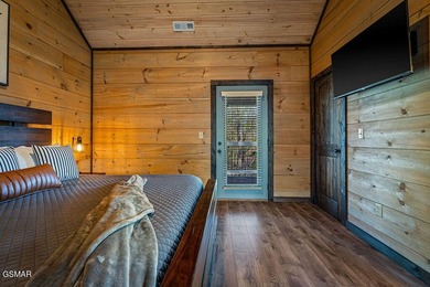 TOTAL SMOKY MOUNTAIN EXPERIENCE! Pine Top Escape is a stunning - photo 55
