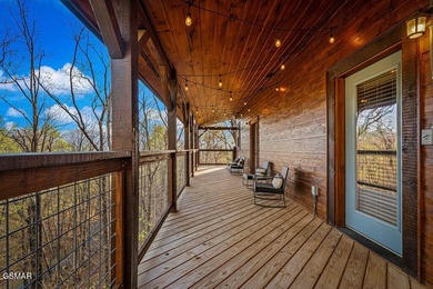 TOTAL SMOKY MOUNTAIN EXPERIENCE! Pine Top Escape is a stunning - photo 56
