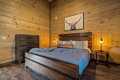 TOTAL SMOKY MOUNTAIN EXPERIENCE! Pine Top Escape is a stunning - photo 59