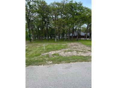 Lake Tawakoni Lot For Sale in Quinlan Texas