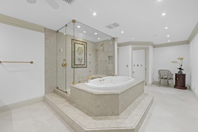 Visit a True Penthouse in a fabulous building, with the most - photo 27