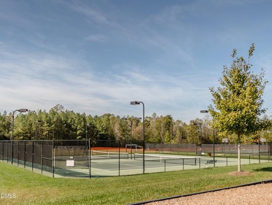 Exceptional Prewitt-Douglas custom home situated on a quiet - photo 27