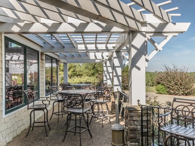 Exceptional Prewitt-Douglas custom home situated on a quiet - photo 31