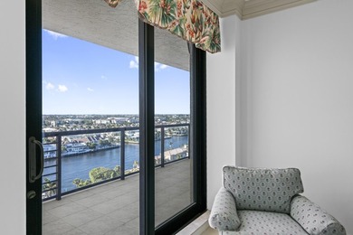 Visit a True Penthouse in a fabulous building, with the most - photo 38