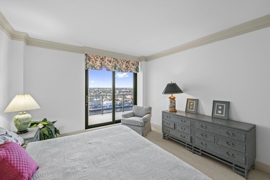 Visit a True Penthouse in a fabulous building, with the most - photo 39