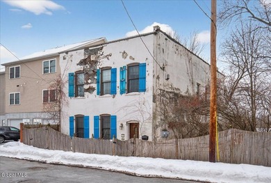 (private lake, pond, coastal) Home For Sale in Waterford New York