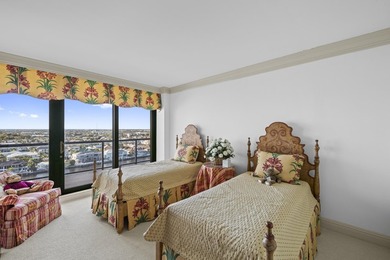 Visit a True Penthouse in a fabulous building, with the most - photo 42