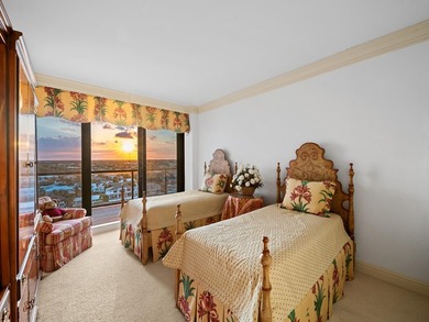 Visit a True Penthouse in a fabulous building, with the most - photo 43