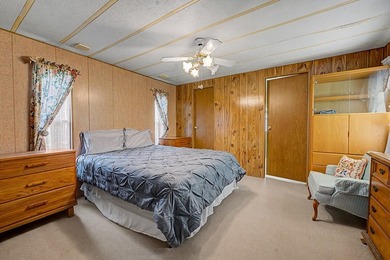 Whether you're searching for a weekend lake camp or a full-time - photo 9