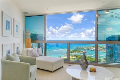 Jewel in the Sky! Modern, luxurious penthouse living with - photo 4