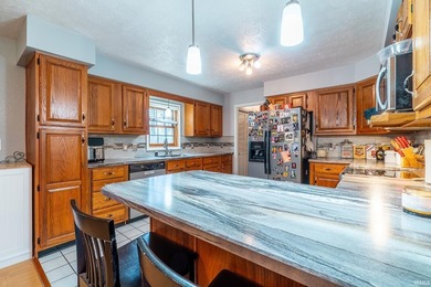 Highly sought after Eagles Addition that borders Witmer Lake and - photo 7
