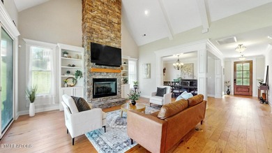Wake up each morning to wide-open water views and spend your - photo 7