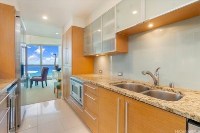 Jewel in the Sky! Modern, luxurious penthouse living with - photo 9