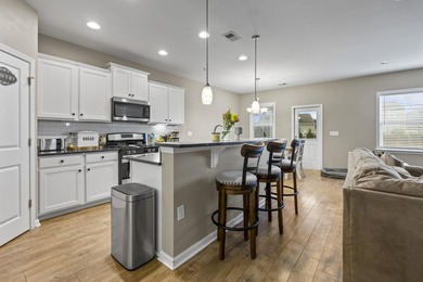 Welcome to this beautifully maintained home offering a - photo 6