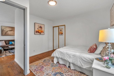 Welcome home! This adorable 2-bedroom, 1-bathroom house has been - photo 12