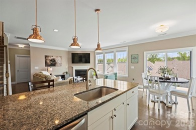 Move-in ready Lake Norman lifestyle home. 5 bed, 4 bath, 2,945 - photo 12