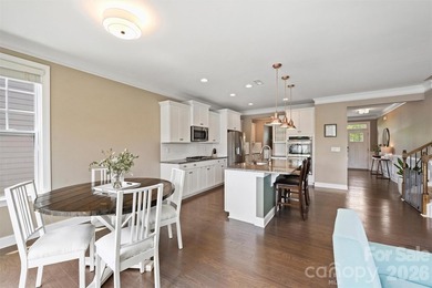 Move-in ready Lake Norman lifestyle home. 5 bed, 4 bath, 2,945 - photo 13