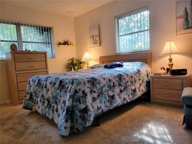 Under contract-accepting backup offers. Wow! Major price - photo 9