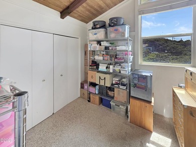 Experience the ultimate coastal lifestyle in this three-story - photo 24