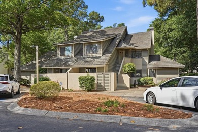 Welcome to 110 Hartland Dr, Unit 15-E, a beautifully designed - photo 28