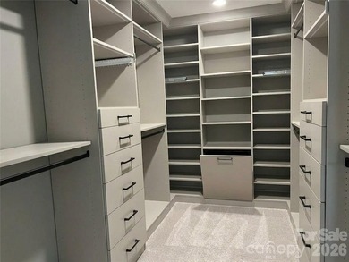 Move-in ready Lake Norman lifestyle home. 5 bed, 4 bath, 2,945 - photo 29