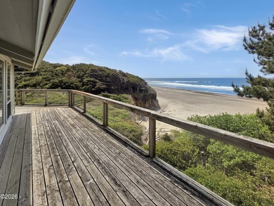 Experience the ultimate coastal lifestyle in this three-story - photo 45