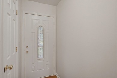 Take a look at this Beautiful 3-bed, 2-bath home with 1,186 sqft - photo 4