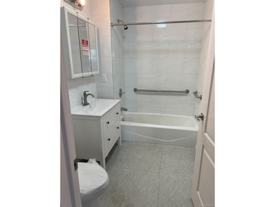 Located in the heart of East Elmhurst, this newly built 2023 - photo 9