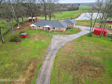 Situated on 29+/- acres, this 3,200+/- square foot home offers - photo 12